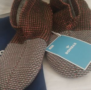 Bombas Gripper Slipper, Size Large Worn twice